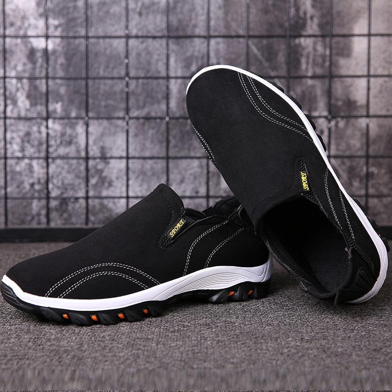 Men’s Lightweight Breathable Sports Shoes