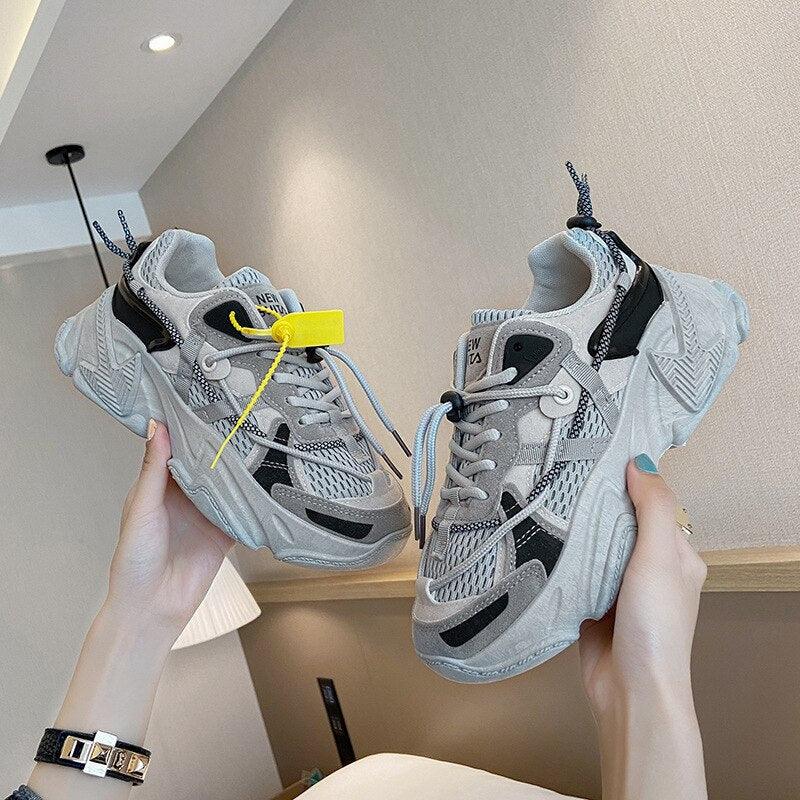 Women’s Lightweight Leather Sneakers